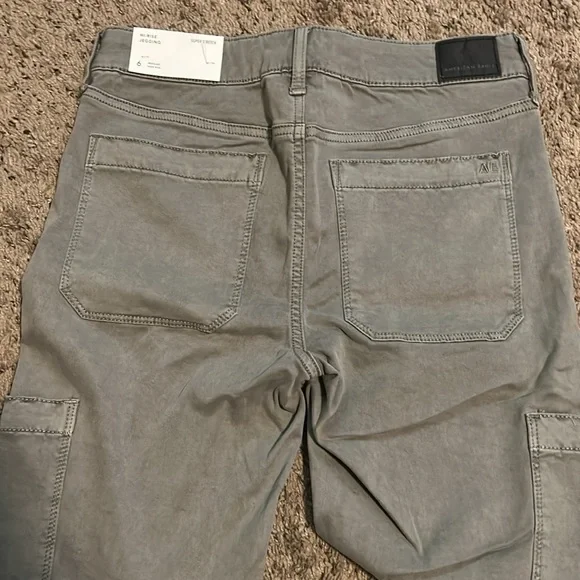 Hi-Rise Jeggings - Picture 4 of 4